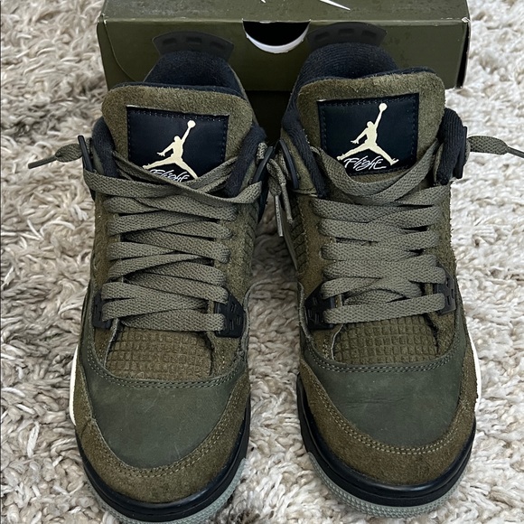 Air Jordan 4 Retro Youth Olive Green and Black Suede Sneakers. Size 5Y. - Picture 4 of 6